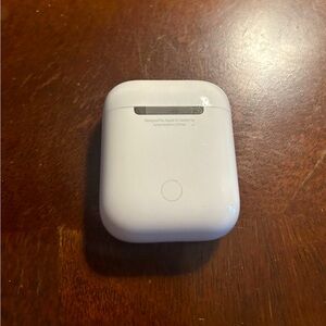 NWOT 🎉 Apple AirPods 2nd Generation